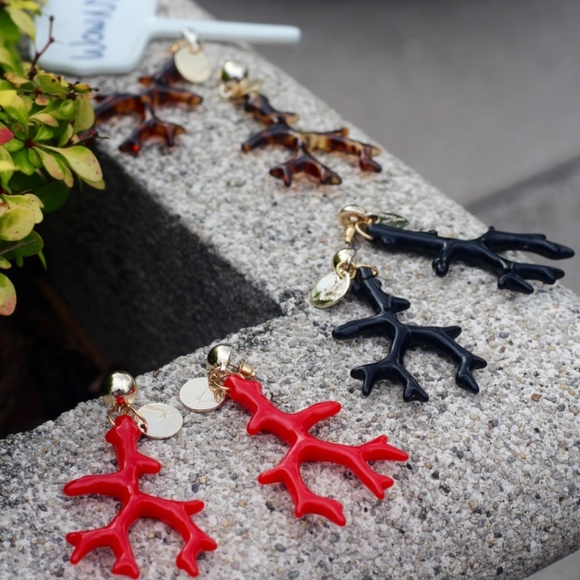New seaweeds coral dangling beach acrylic earrings - Picture 7 of 7